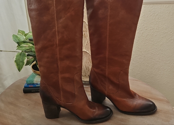 Vince Camuto Shoes - Vince Camuto Chestnut Leather Heeled Boots Dip Dyed Toe